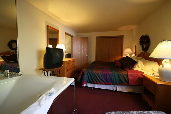 Room 9 of 25