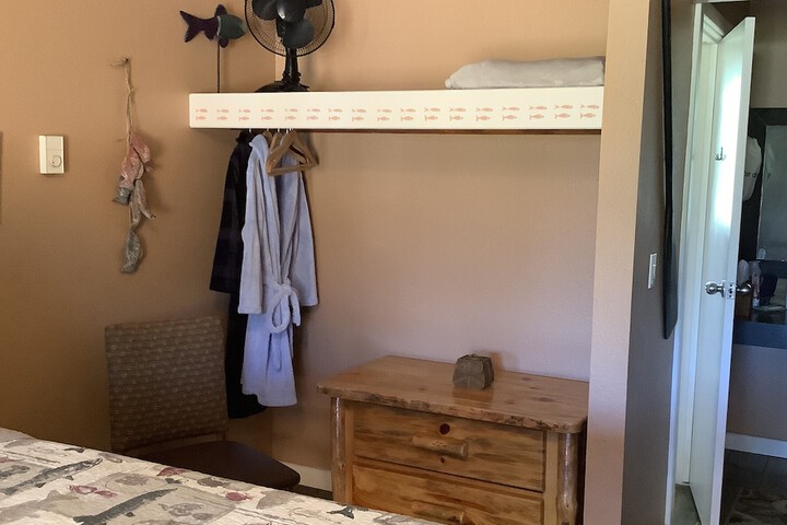 Room 118 of 200