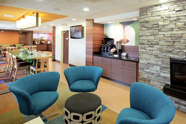 Hotel Interior 11 of 32
