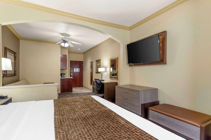 Room 25 of 35