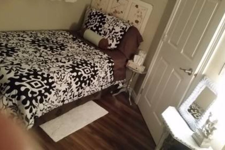 B & B Rocky Waters