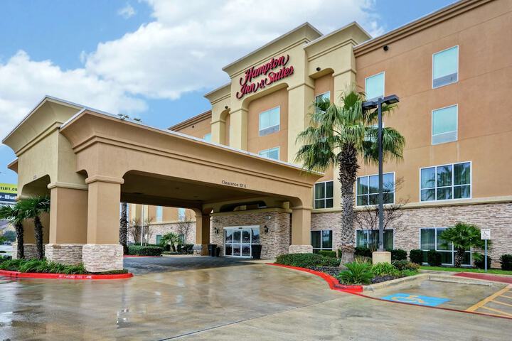 Hotel 4 of 63