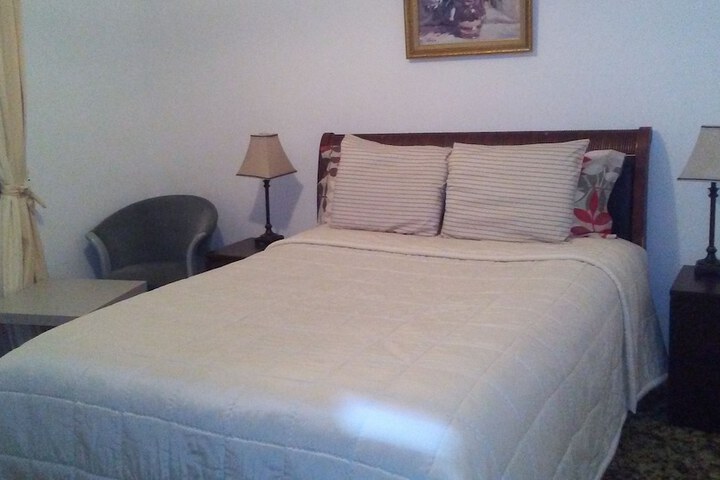 Room 18 of 46