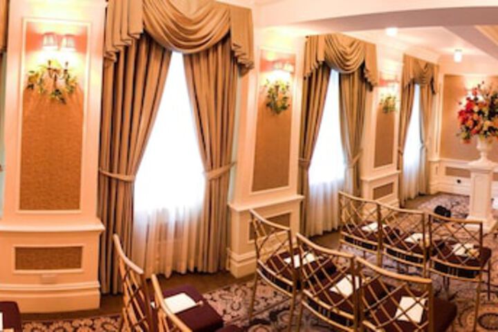 Hotel Plaza Athenee