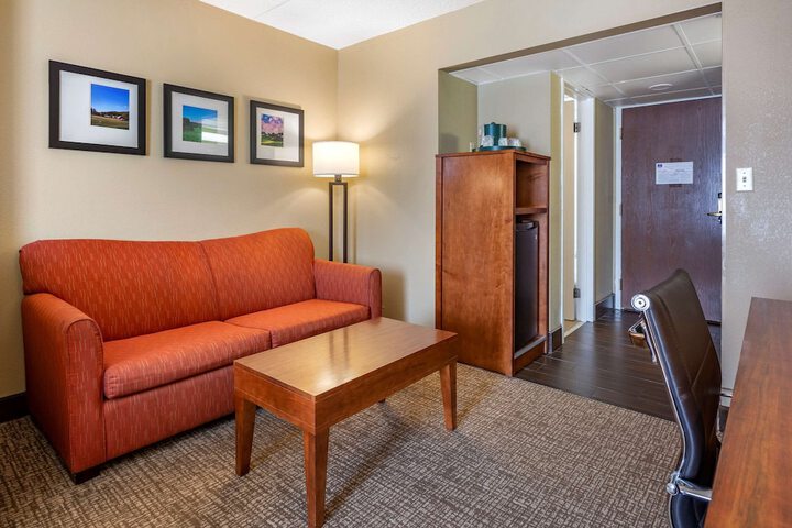 Room 25 of 49