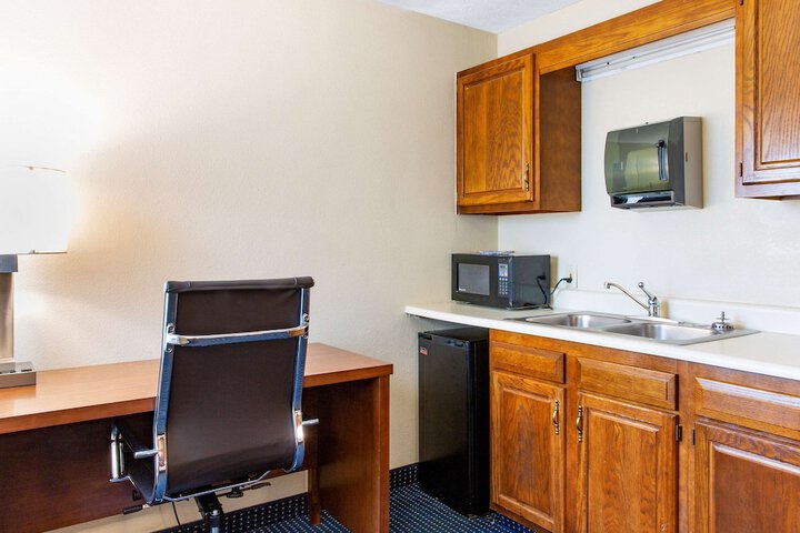 Comfort Inn Piketon near Fairgrounds