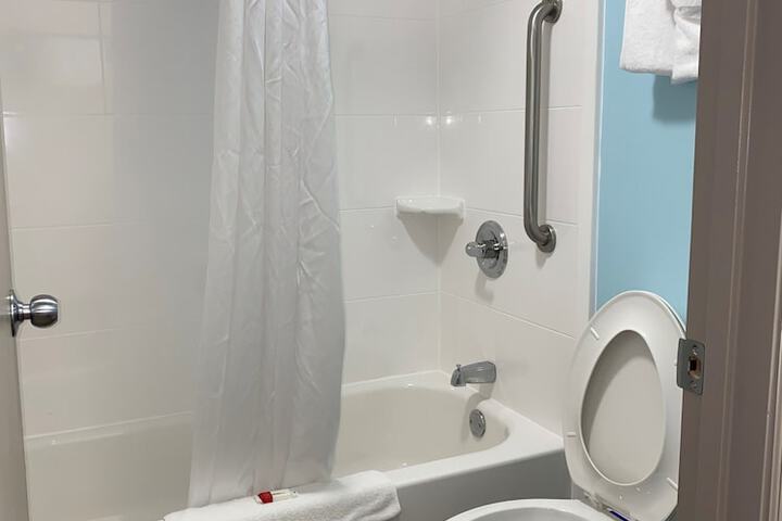 Days Inn by Wyndham Goldsboro