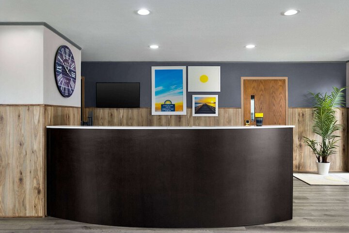 Hotel Interior 10 of 49