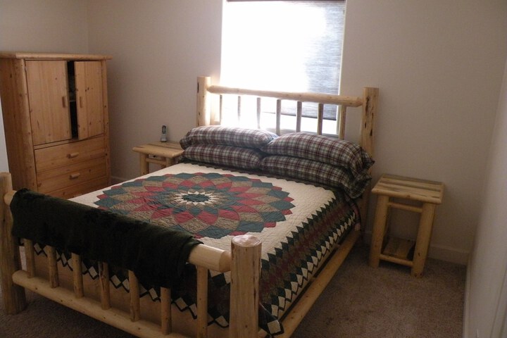 The Cozy Cabin LaPine