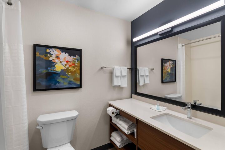 Everhome Suites Bastrop by Choice Hotels