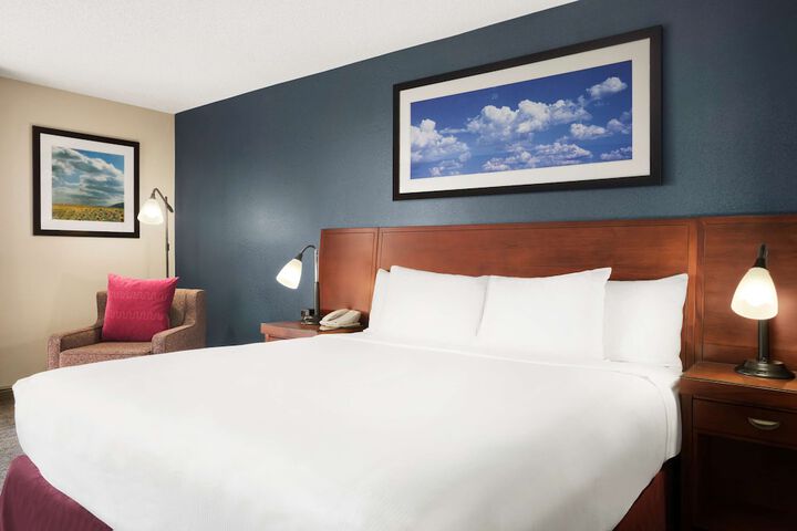 Room 21 of 34
