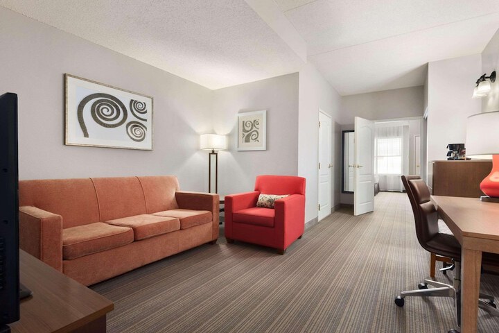 Room 12 of 24