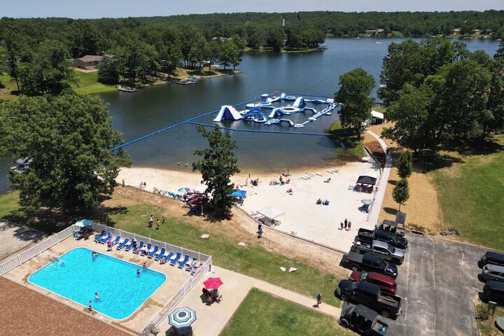 Crown Point Resort
