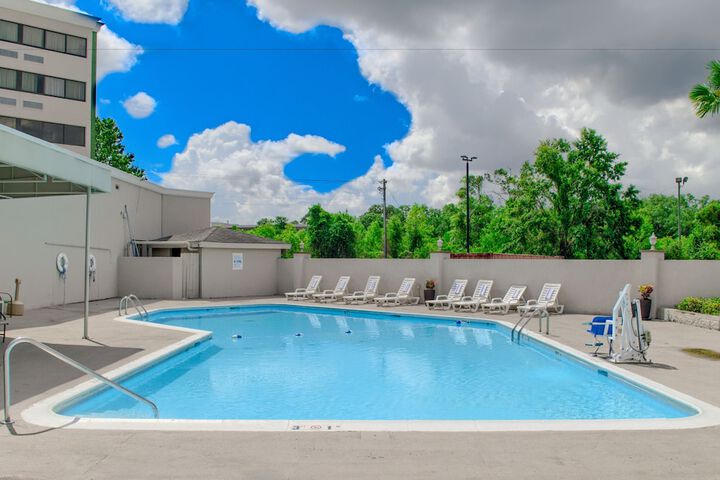 Pool 9 of 72