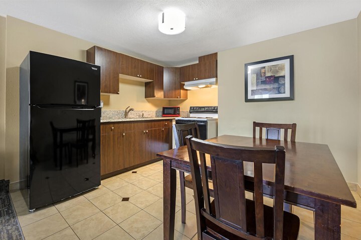Best Western Plus Prairie Inn