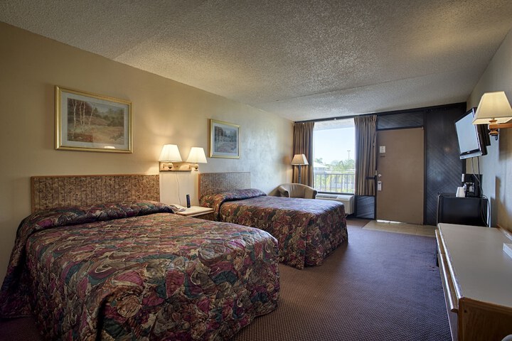 Room 47 of 59