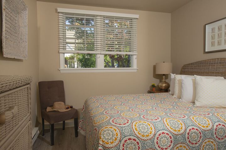 Room 82 of 142