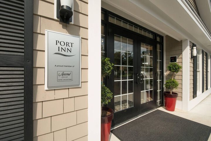 Port Inn & Suites Kennebunk an Ascend Collection Hotel