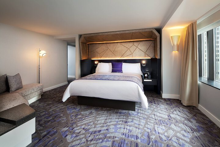 Room 40 of 121