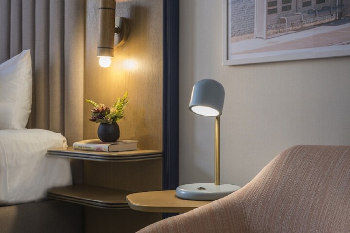 Hu. Hotel