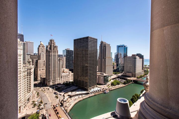 LondonHouse Chicago Curio Collection by Hilton