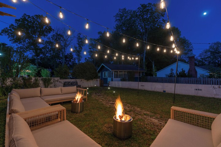 CedarWood Inn