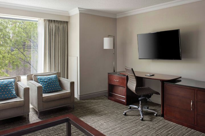 Marriott Downtown at CF Toronto Eaton Centre