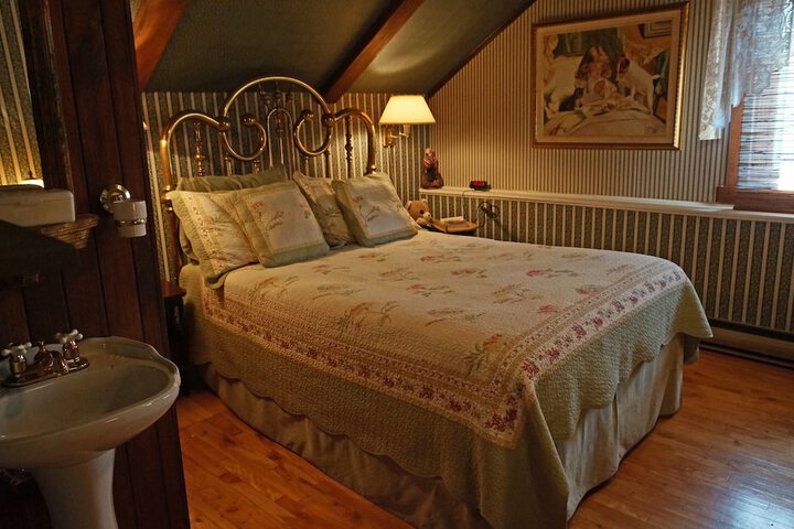 Room 34 of 45