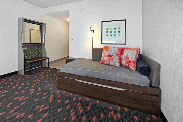 Room 49 of 155