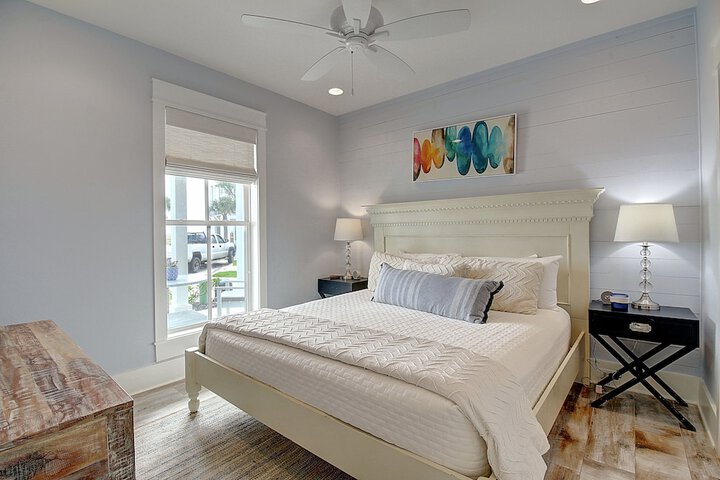 Room 15 of 52