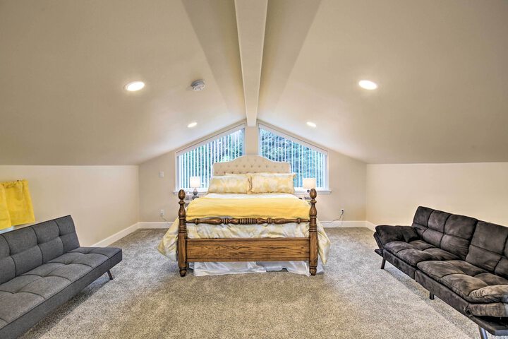 Peaceful Winter Retreat: Oregon Coastline Beach!