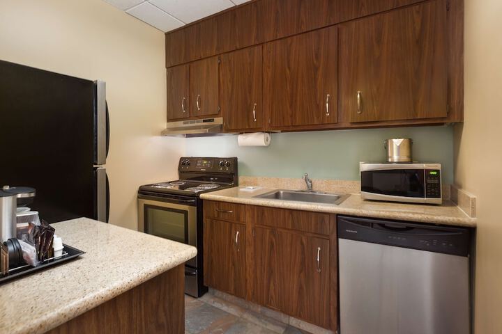 DoubleTree by Hilton Hotel & Suites Houston by the Galleria
