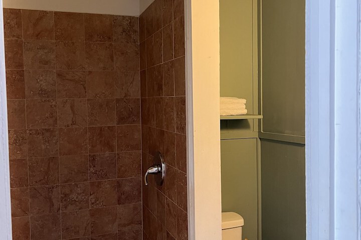 Room 12 of 26