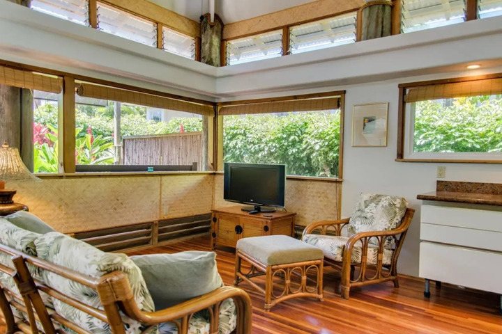 THE ILIKAHI BOUTIQUE ACCOMMODATION