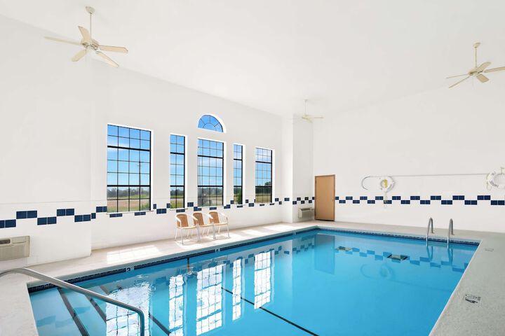 Pool 2 of 25
