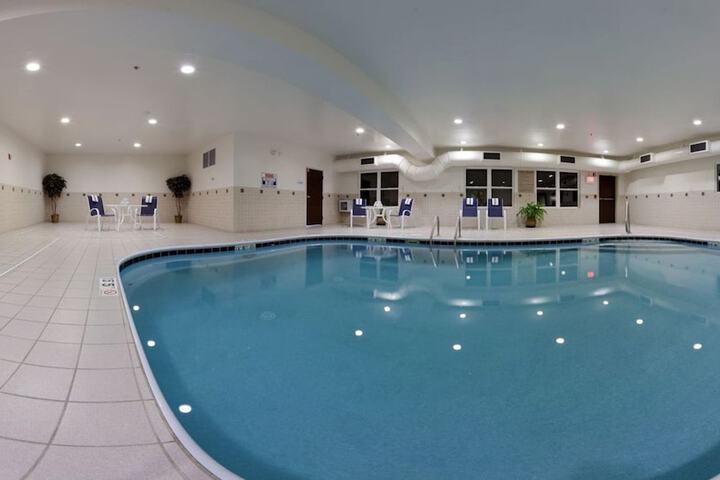 Pool 5 of 24