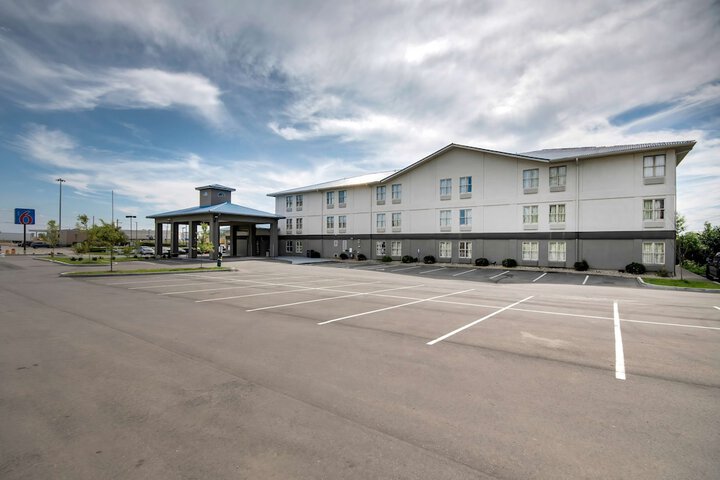 Hotel 3 of 38