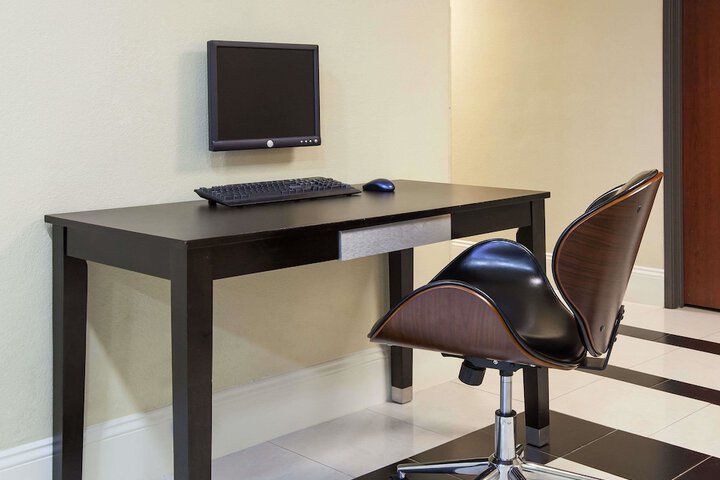 Business Center 15 of 15