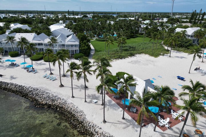 Tranquility Bay Beachfront Hotel and Resort