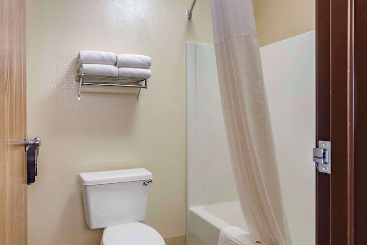 Room 30 of 41