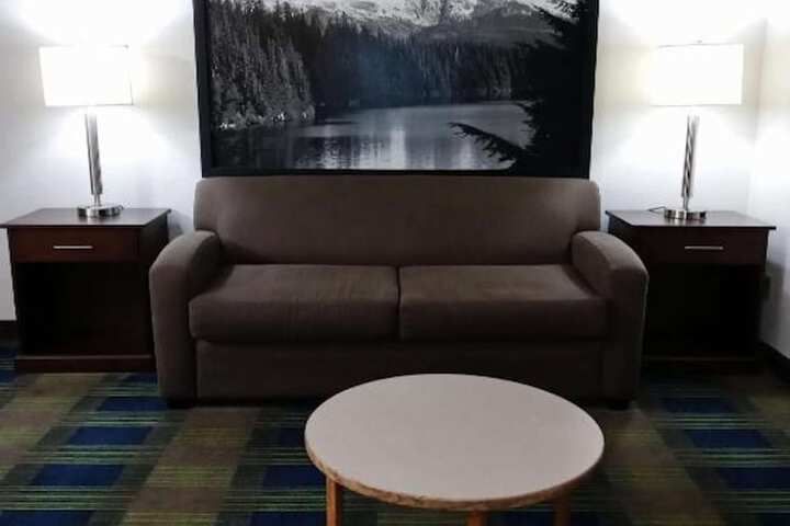 Room 15 of 42