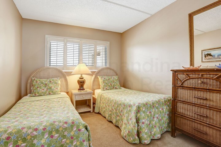 Room 17 of 22