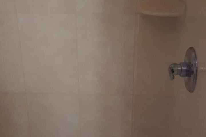 Room 34 of 38