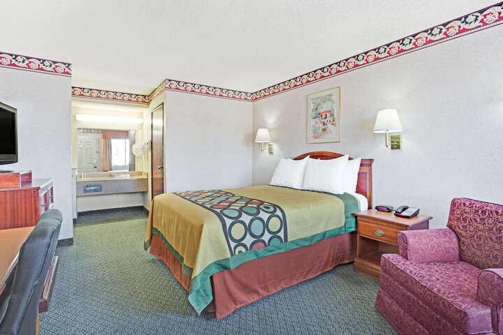 Room 14 of 23