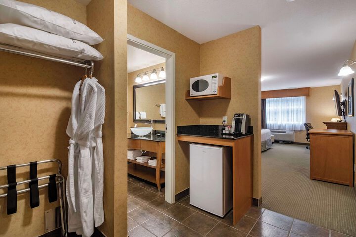 Room 16 of 61
