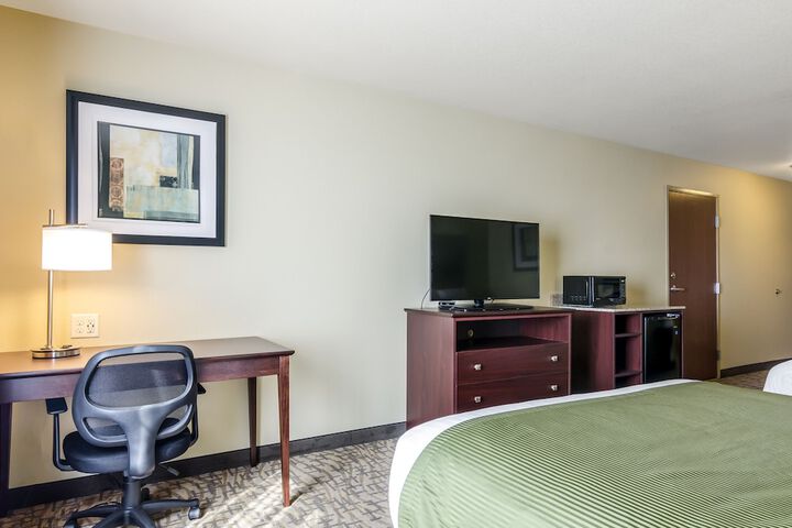 Room 19 of 37