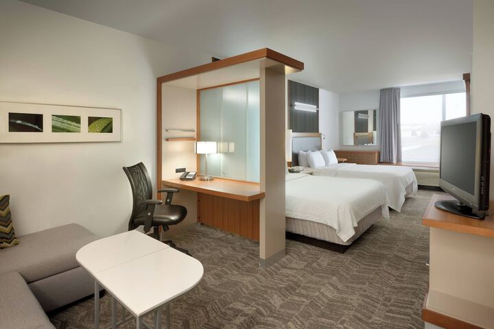 Room 12 of 28
