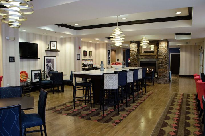 Hotel Interior 7 of 31