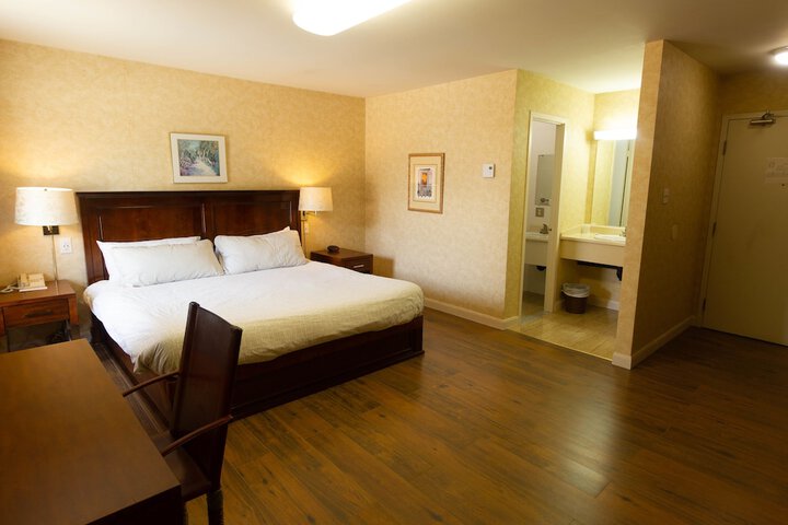 Room 21 of 39
