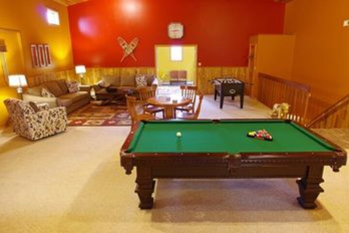 Fairbanks Moose Manor B & B